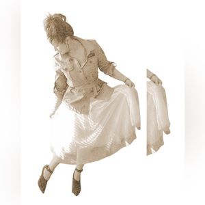 Meet your Posher...Closet Sol☀️